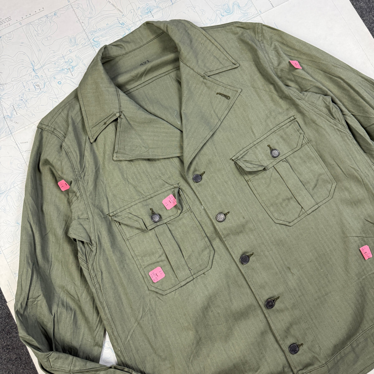 US Army Pre-War HBT Fatigue Shirt Deadstock Size 42L + Cutter Tags