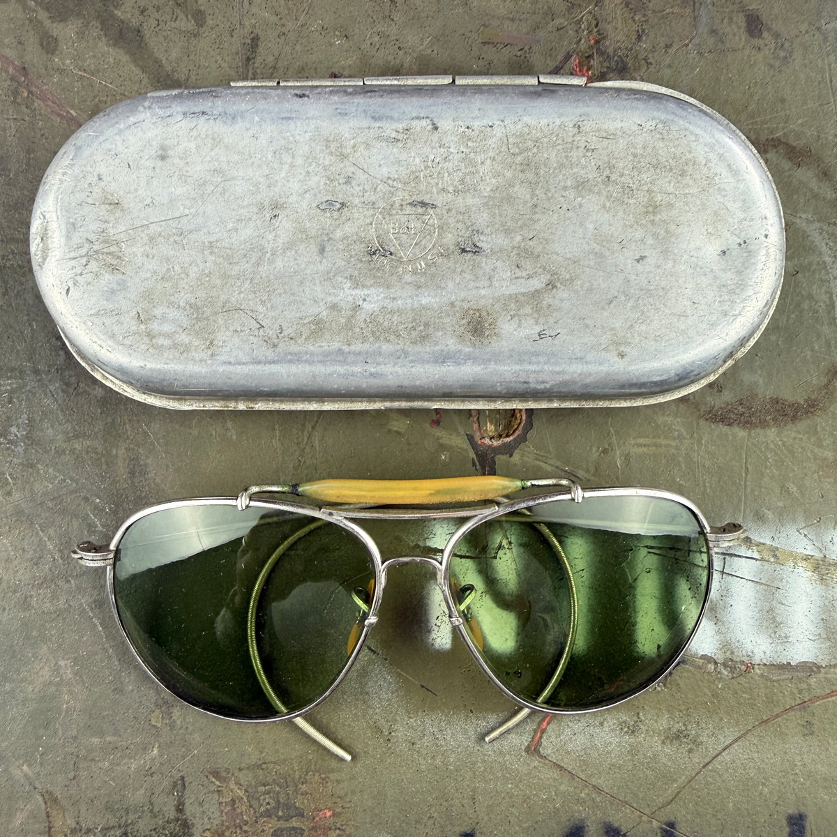 Bausch & Lomb AN6531 Aviator Sunglasses