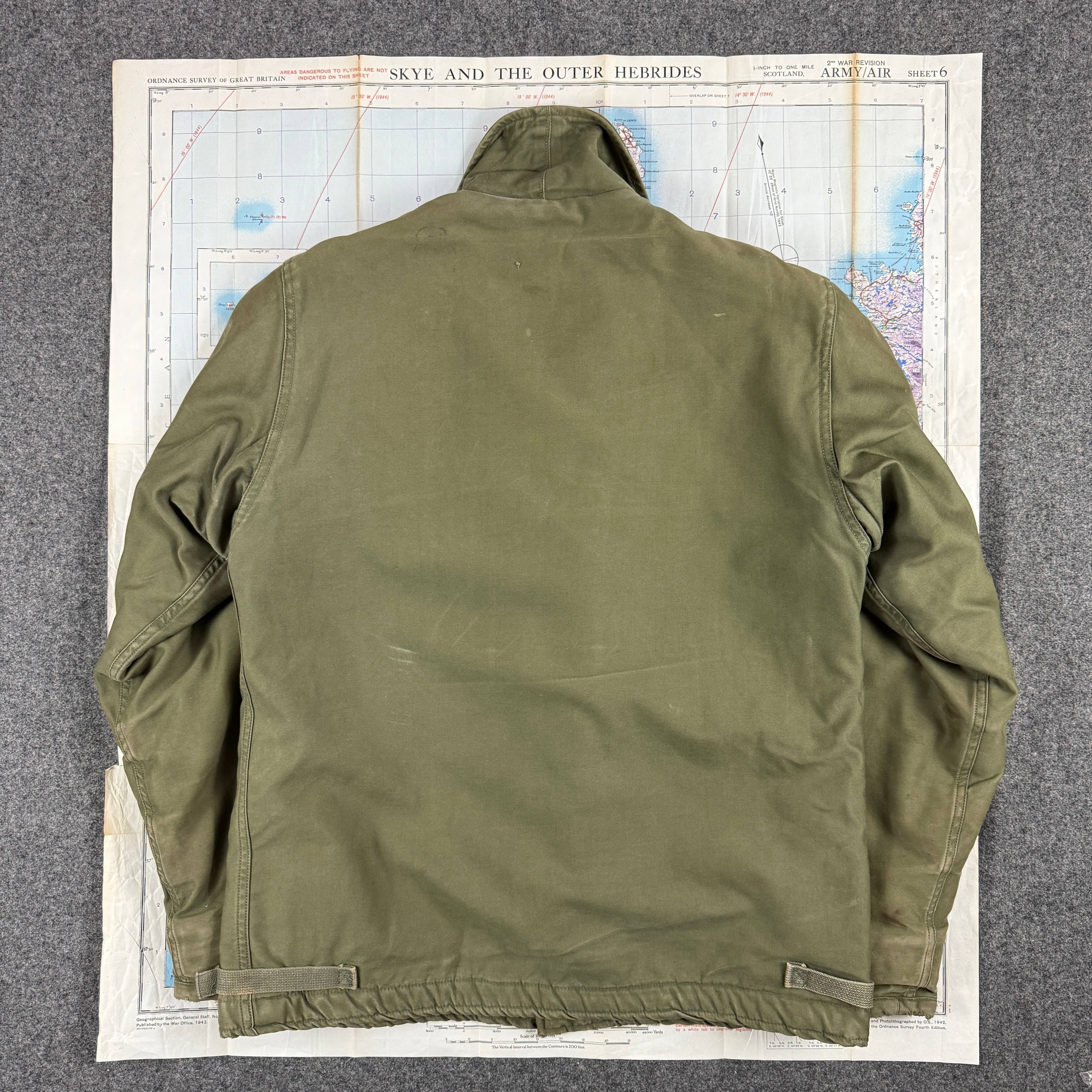 US Navy Early Pattern A2 Deck Jacket - Size Medium
