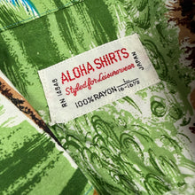 Load image into Gallery viewer, Aloha Shirts 1950s/60s Hawaiian Aloha Shirt - Mint Condition