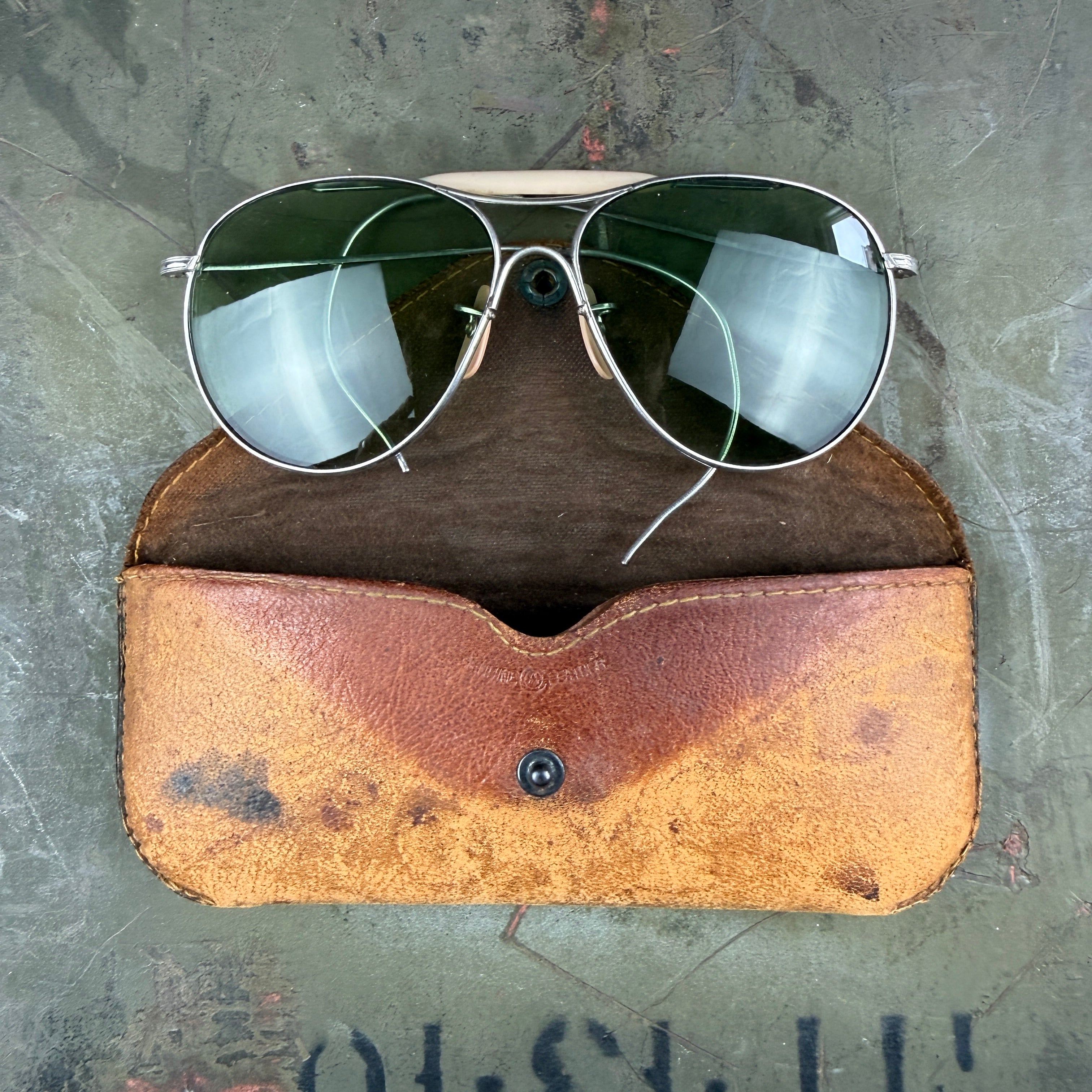 American Optical AN6531 Aviator Sunglasses