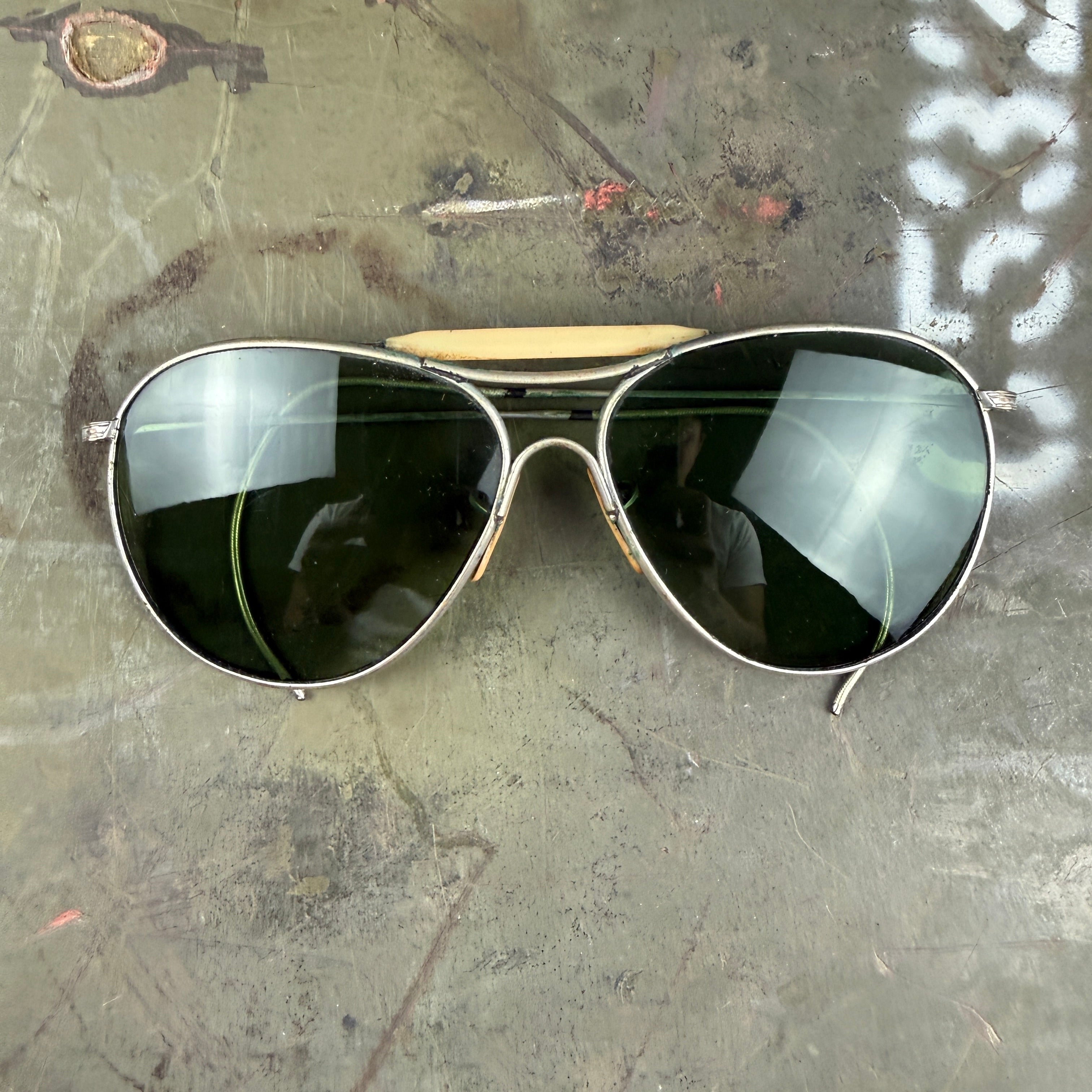 American Optical AN6531 Aviator Sunglasses
