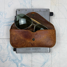 Load image into Gallery viewer, American Optical AN6531 Aviator Sunglasses