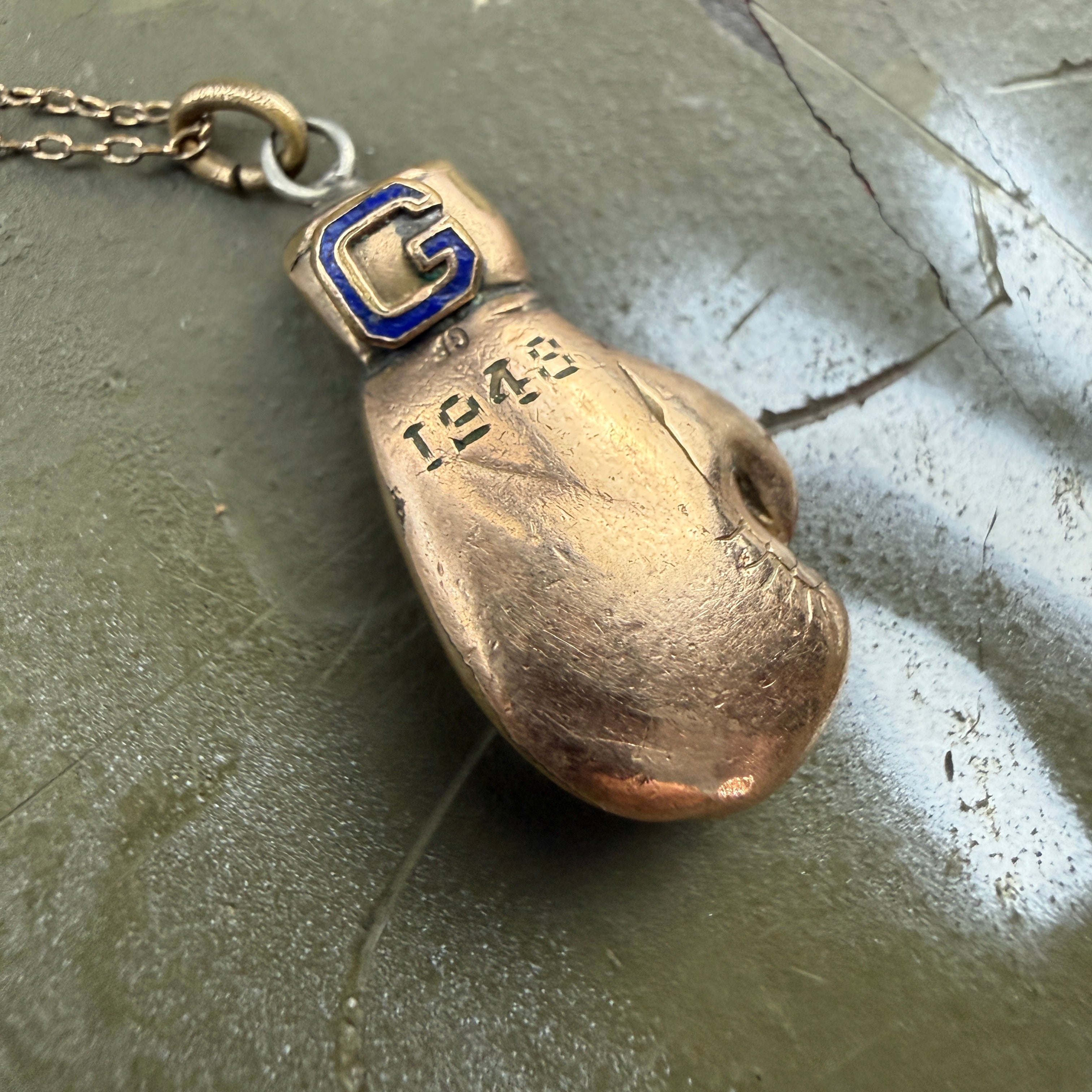 1948 Varsity Boxing Champion Pendant