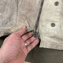 Load image into Gallery viewer, British Army WW2 1942 Handpainted First Pattern Denison Smock