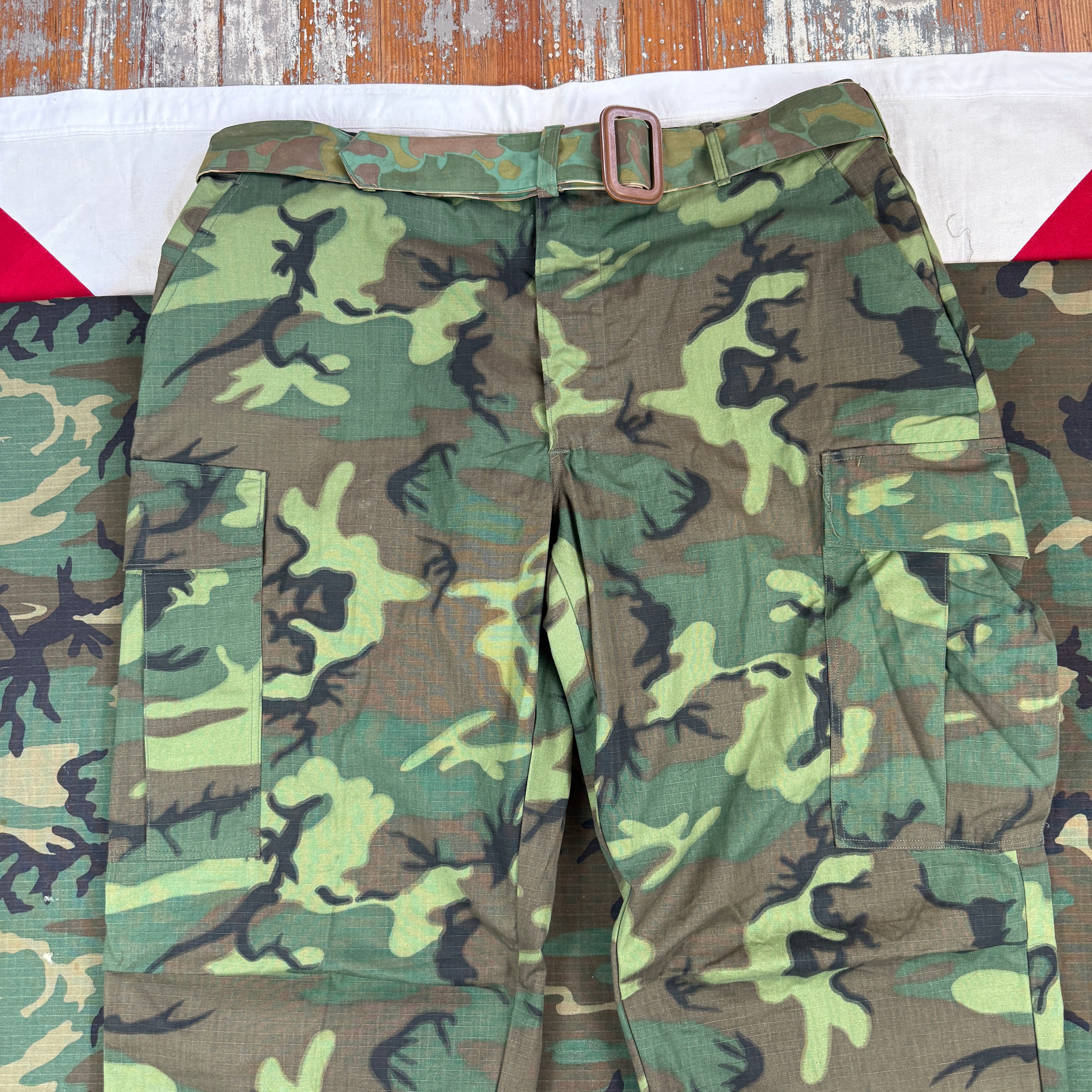 ERDL Jungle Pants 1968 & Custom Belt - Mint Condition - Large Size