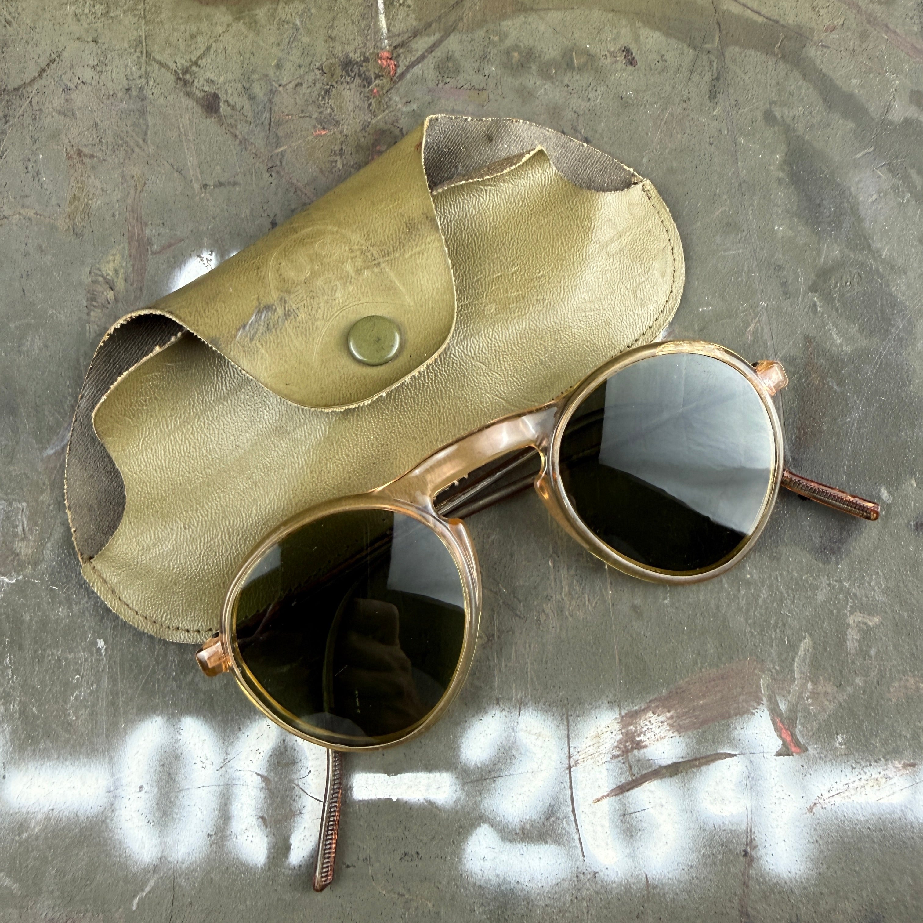 US Army 1944/45 FGC Optical Bakelite Sunglasses