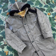 Load image into Gallery viewer, Jungle Cloth 1950s Parka