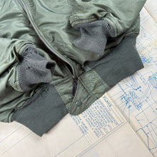 Load image into Gallery viewer, US Army 1964 L-2B Flight Jacket