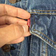 Load image into Gallery viewer, Levi's "Big E" 70505 1960s Denim Jacket - Size 44/46