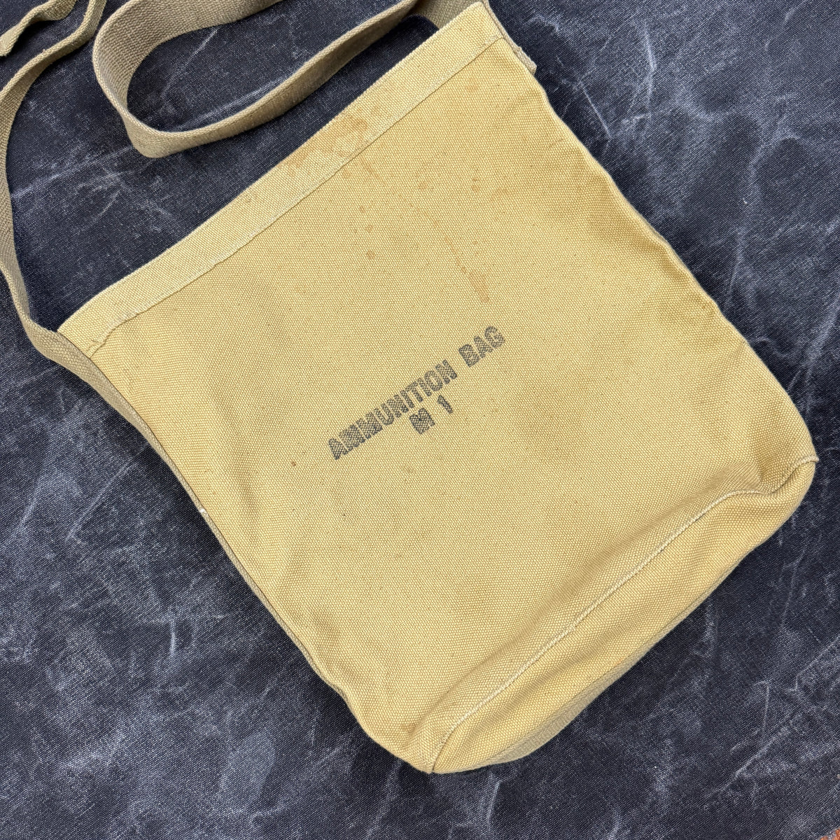 US Army WW2 M1 Ammunition Bag