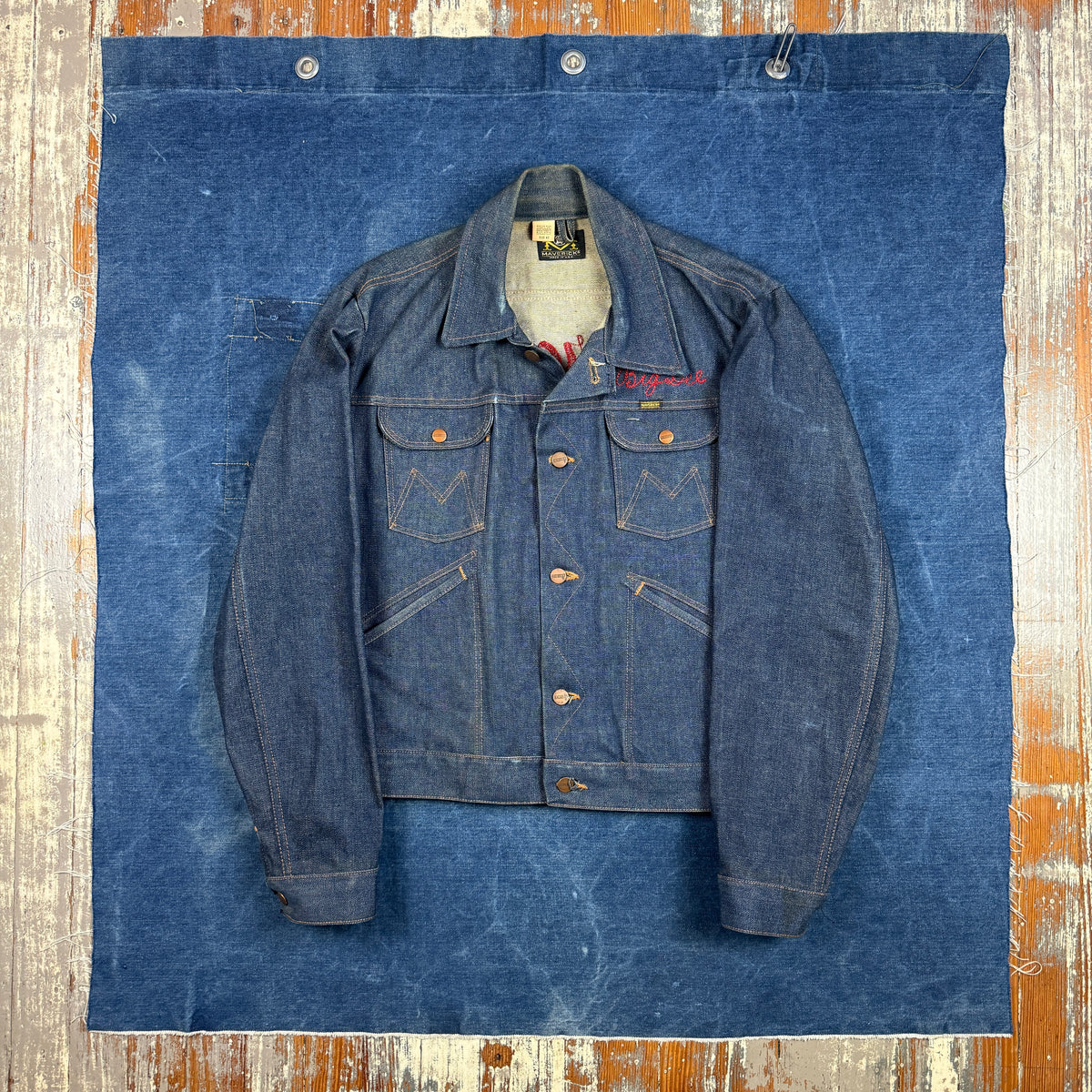 Blue Bell Maverick 24MJ Embroidered Back - Mint Condition
