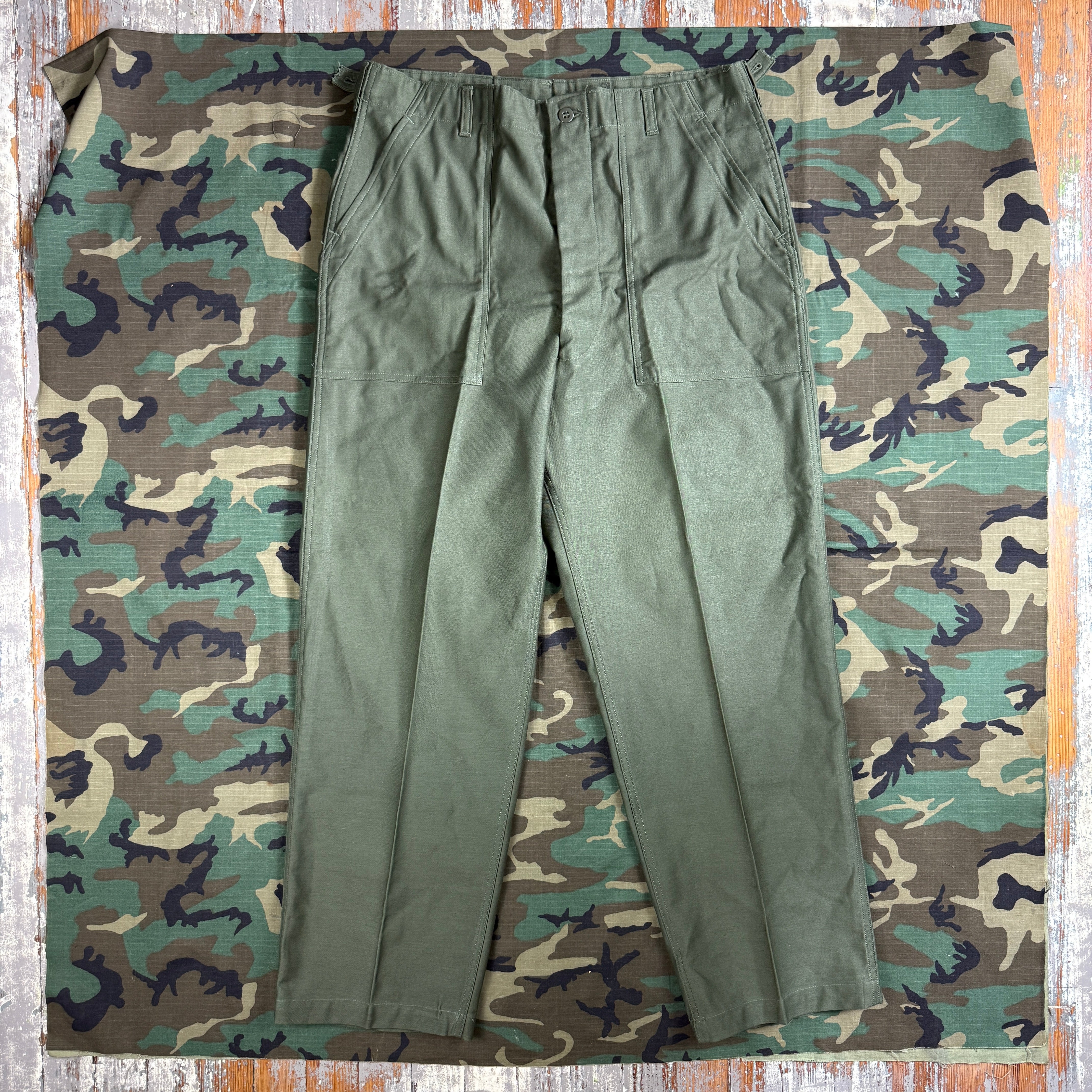 US Army 1964 First Pattern OG107 Pants - Deadstock - Size36