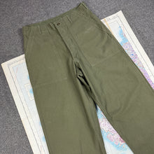 Load image into Gallery viewer, US Army 1950s First Pattern OG107 Pants - Mint Condition - Size 32