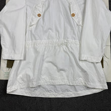 Load image into Gallery viewer, US Army 1943 "Parka, Field, Over White" Snow Parka Shell