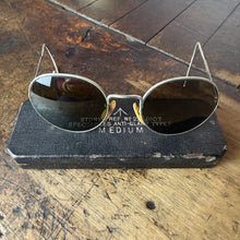 Load image into Gallery viewer, RAF 1950s Type F Flying Sunglasses