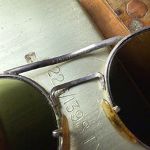 Load image into Gallery viewer, RAF 1950s Type G Flying Sunglasses