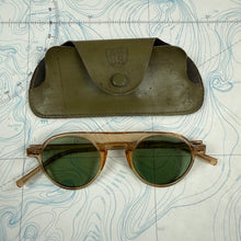 Load image into Gallery viewer, US Military 1944/45 Rochester Optical Bakelite Sunglasses