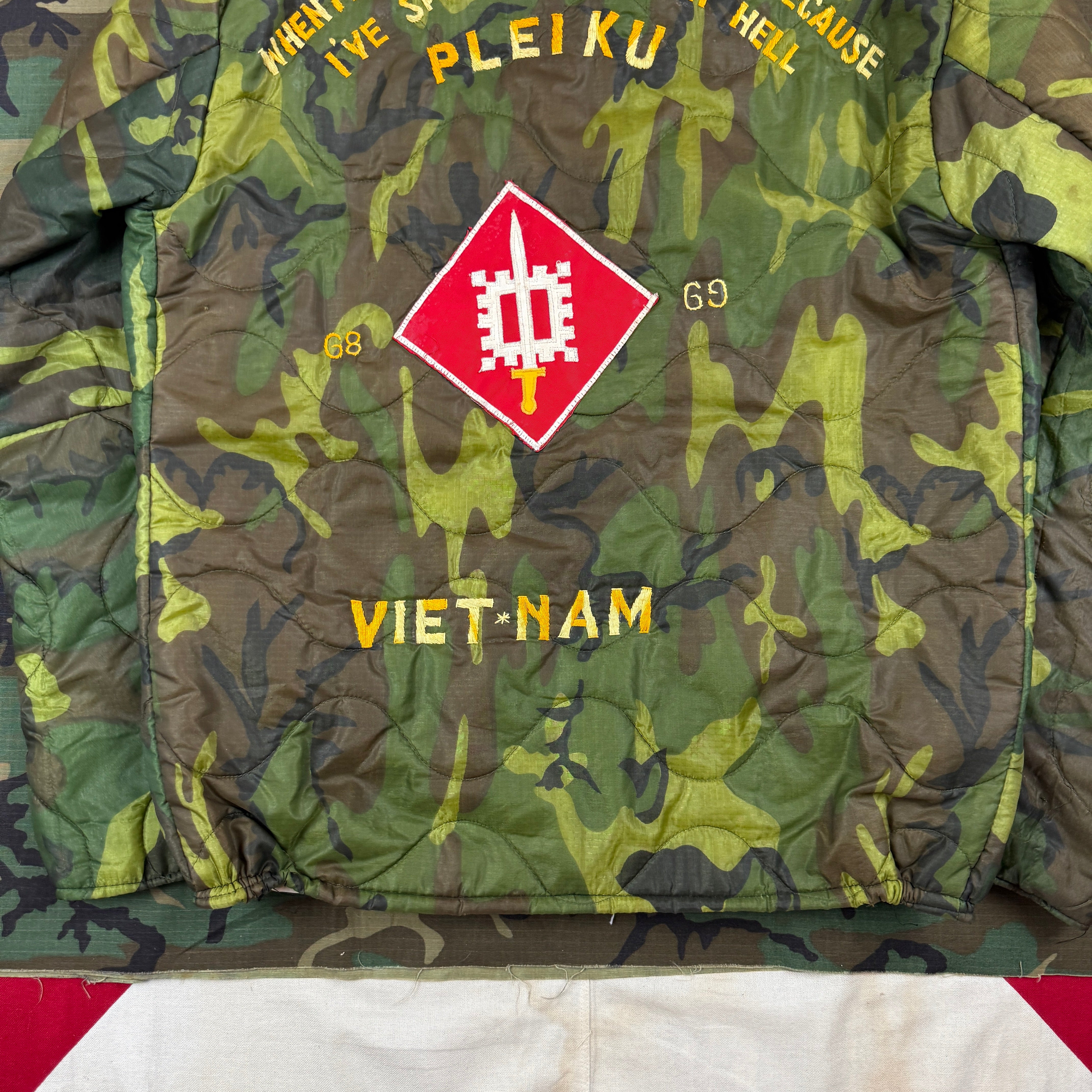 US Army 18th Engineer Brigade 1968/69 Vietnam Camo Souvenir Jacket - Mint Condition
