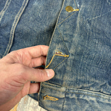 Load image into Gallery viewer, Lee Storm Rider Mid 60s Jacket with Embroidery - Large size