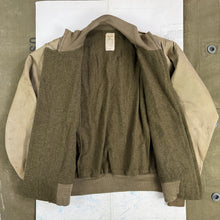 Load image into Gallery viewer, US Army WW2 "Tanker" Jacket - Good Condition