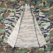 Load image into Gallery viewer, US Army Vietnam 2 Tone Tiger Stripe Lightweight Shirt - Mint Condition