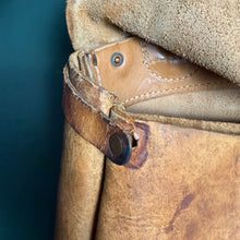 Load image into Gallery viewer, US Mail 1964 Leather Satchel