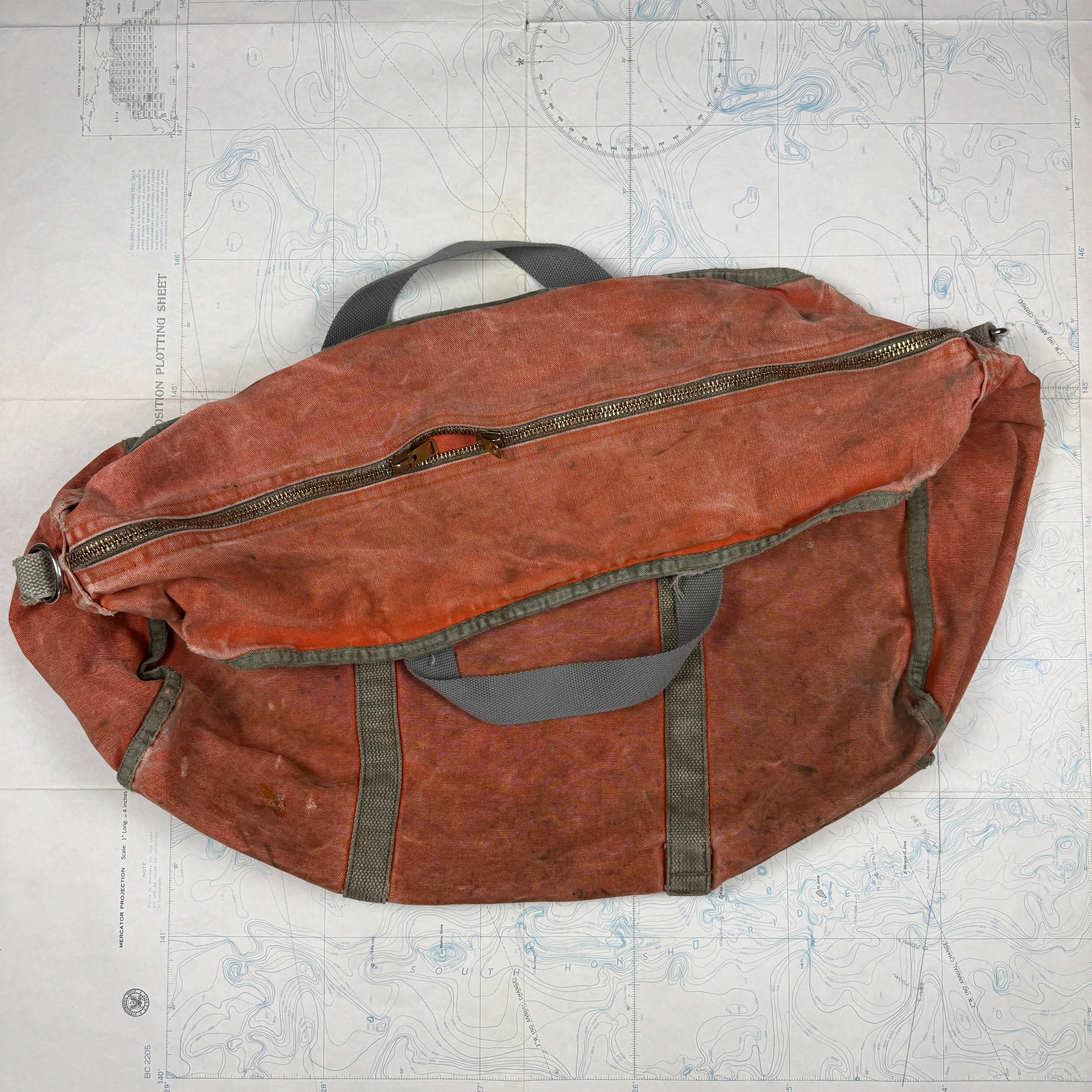 United States Antarctic Program Canvas Boomerang Bag 3