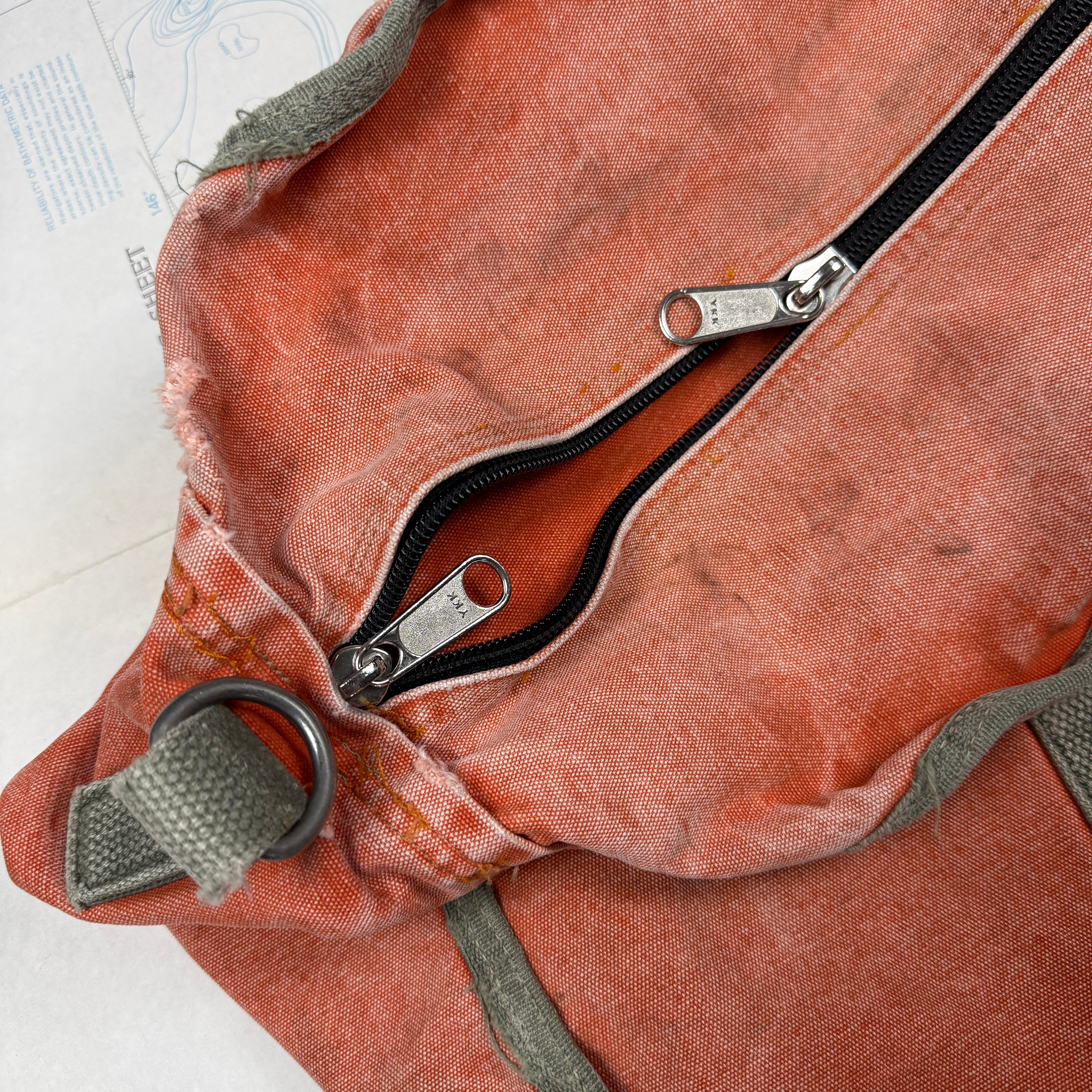 United States Antarctic Program Canvas Boomerang Bag 2