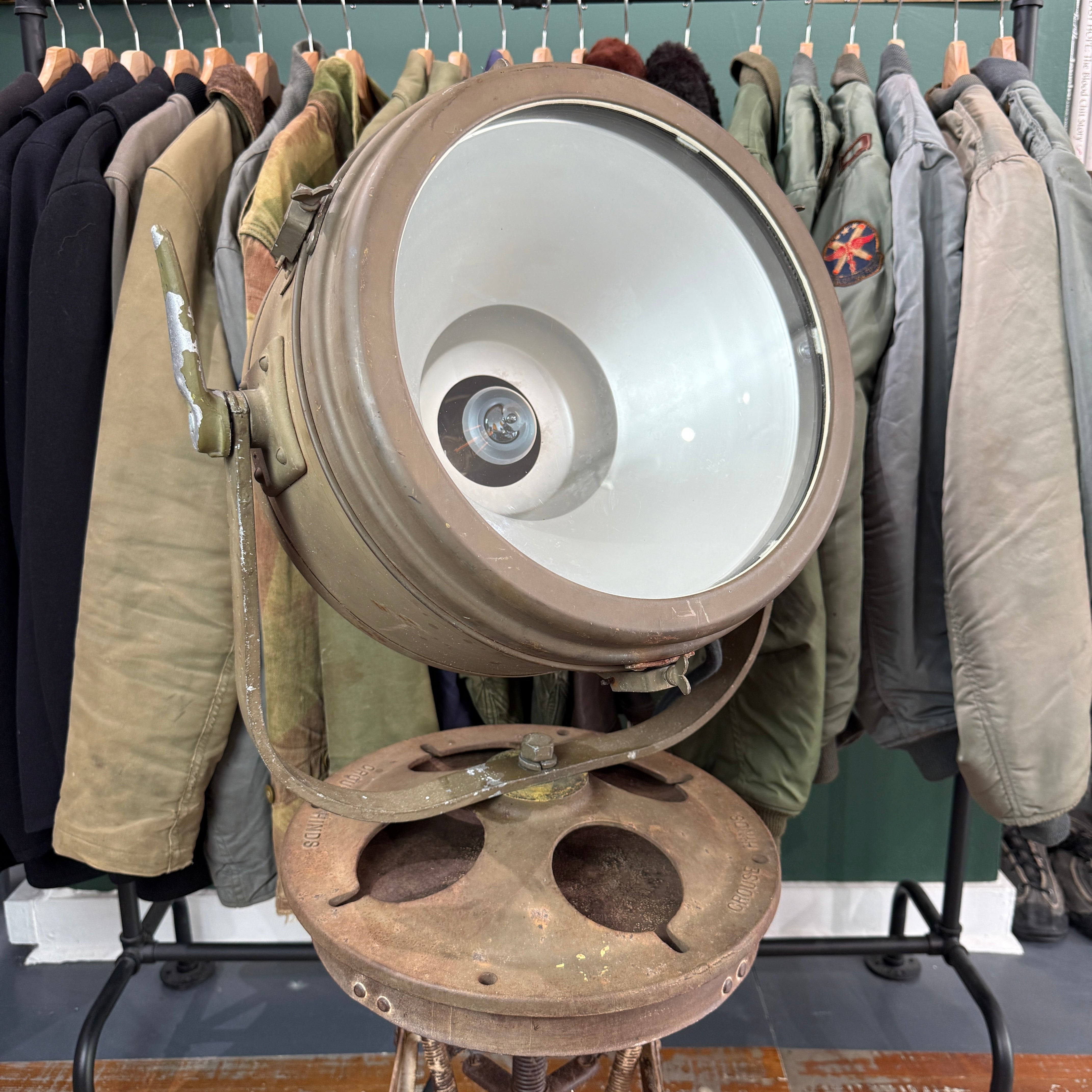 US Navy WW2 Crouse Hinds Floodlight