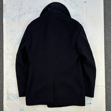 Load image into Gallery viewer, US Navy Mid WW2 Peacoat - Mint Condition- Size 36