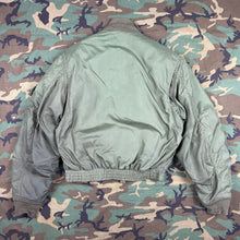 Load image into Gallery viewer, US Navy 1963 Winter Flying "WEP" Jacket - Very good Condition