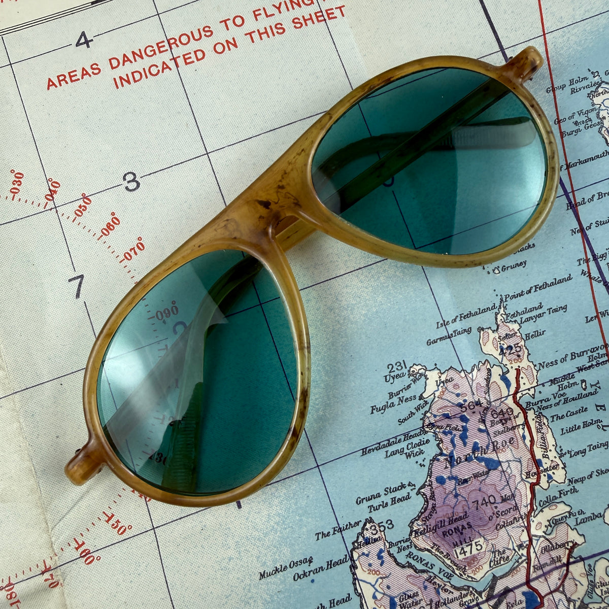 US Army 1944/45 Willsonite Bakelite Sunglasses