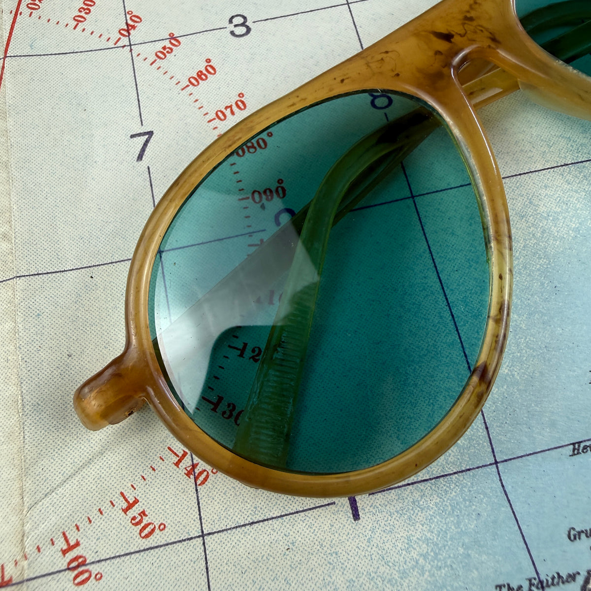 US Army 1944/45 Willsonite Bakelite Sunglasses