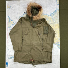 Load image into Gallery viewer, US Army 1947 Experimental Prototype Parka - Mint Condition
