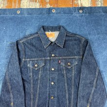 Load image into Gallery viewer, Levi's "Small E" 70505 early 70s Denim Jacket - Size 48 - Mint Condition
