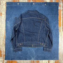 Load image into Gallery viewer, Levi's "Small E" 70505 early 70s Denim Jacket - Size 48 - Mint Condition

