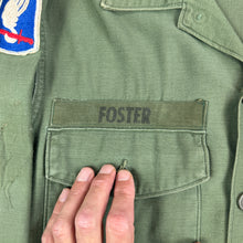 Load image into Gallery viewer, US Army Airborne OG107 Shirt with In-Country Made 82nd Patch
