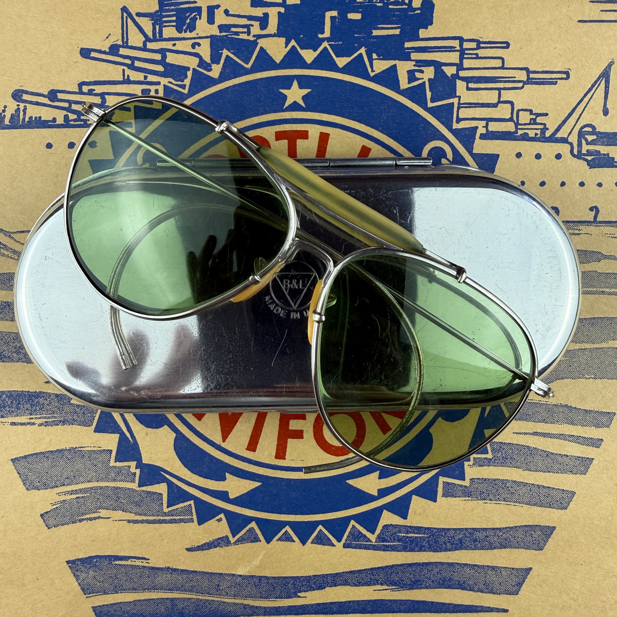 Bausch & Lomb AN6531 Aviator Sunglasses - Deadstock