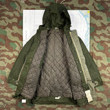 Load image into Gallery viewer, Canadian Army 1953 X51 Parka
