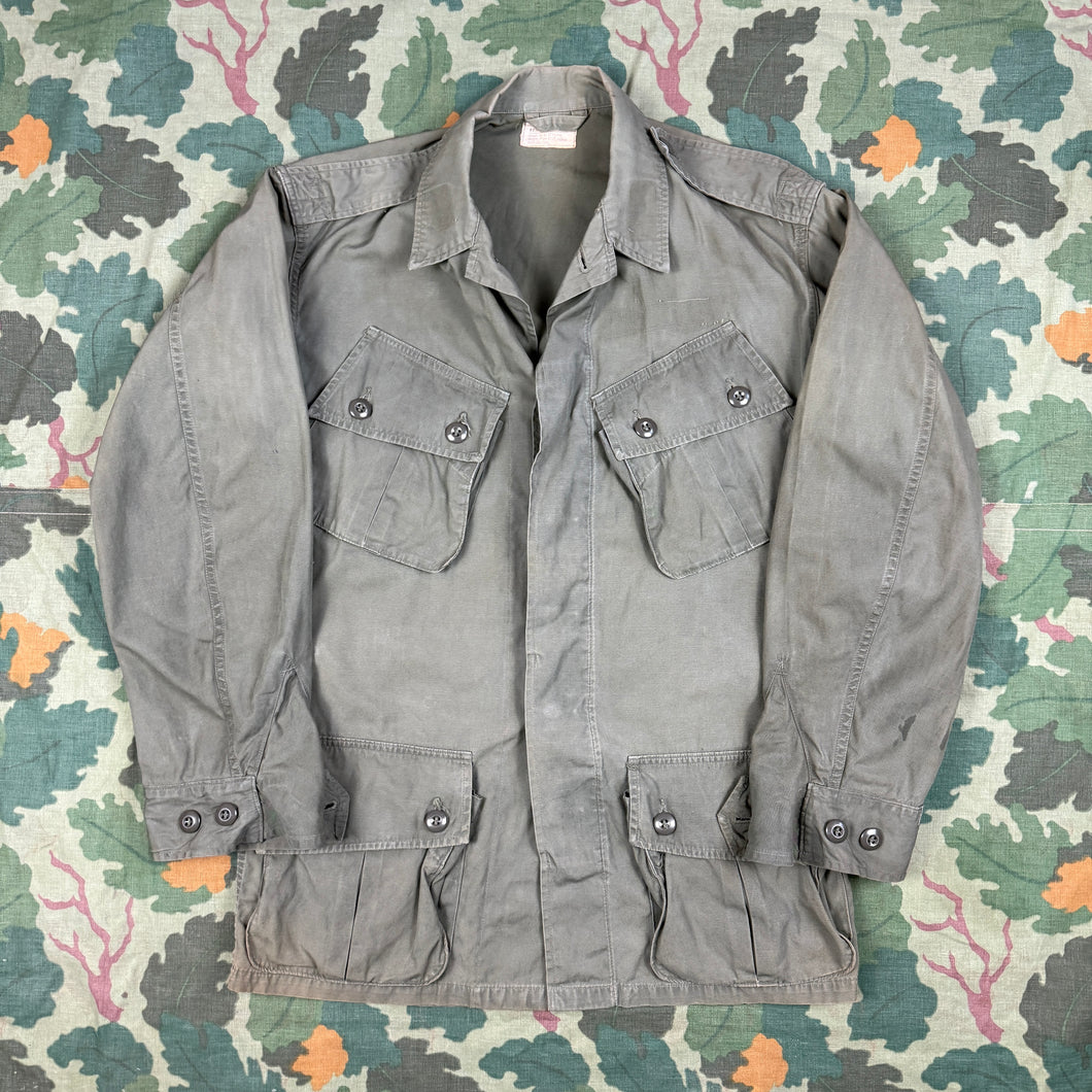 US Army 1963 Exposed Button 1st Pattern Jungle Jacket