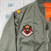 Load image into Gallery viewer, USAF 1970 L-2B Flight Jacket
