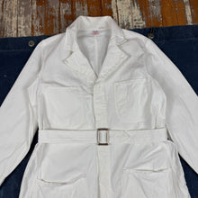 Load image into Gallery viewer, Lee 1940s House Mark Shop Coat
