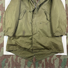 Load image into Gallery viewer, US Army M1951 Extreme Cold Weather Parka Set - Very Good Condition
