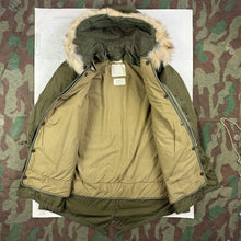 Load image into Gallery viewer, US Army M1951 Extreme Cold Weather Parka Set - Very Good Condition
