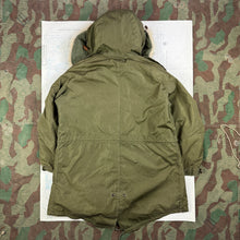 Load image into Gallery viewer, US Army M1951 Extreme Cold Weather Parka Set - Very Good Condition
