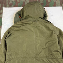 Load image into Gallery viewer, US Army M1951 Extreme Cold Weather Parka Set - Very Good Condition

