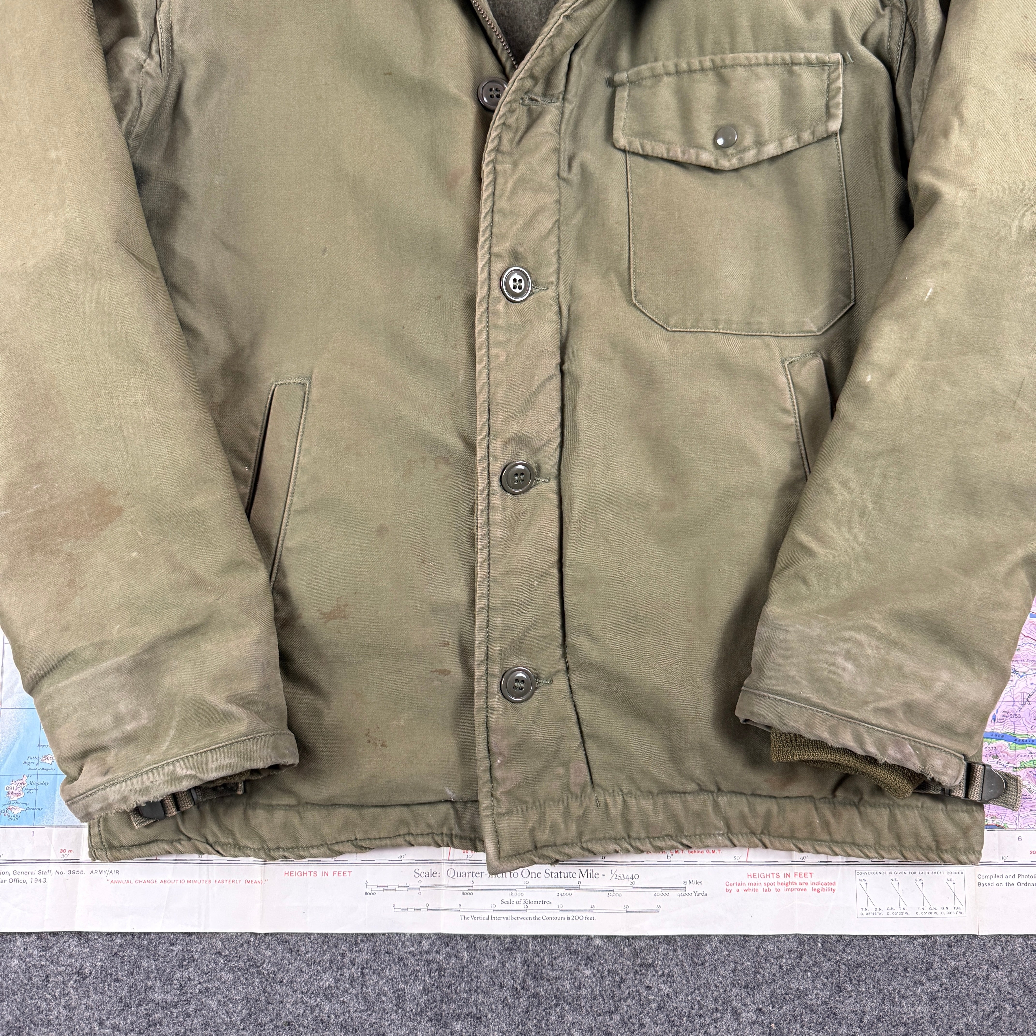 US Navy Early Pattern A2 Deck Jacket - Size Medium