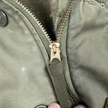 Load image into Gallery viewer, US Navy Early Pattern A2 Deck Jacket - Size Large
