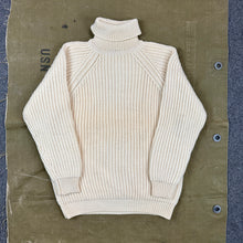 Load image into Gallery viewer, Abercrombie &amp; Fitch 1960s &#39;Made in Scotland&#39; Knit
